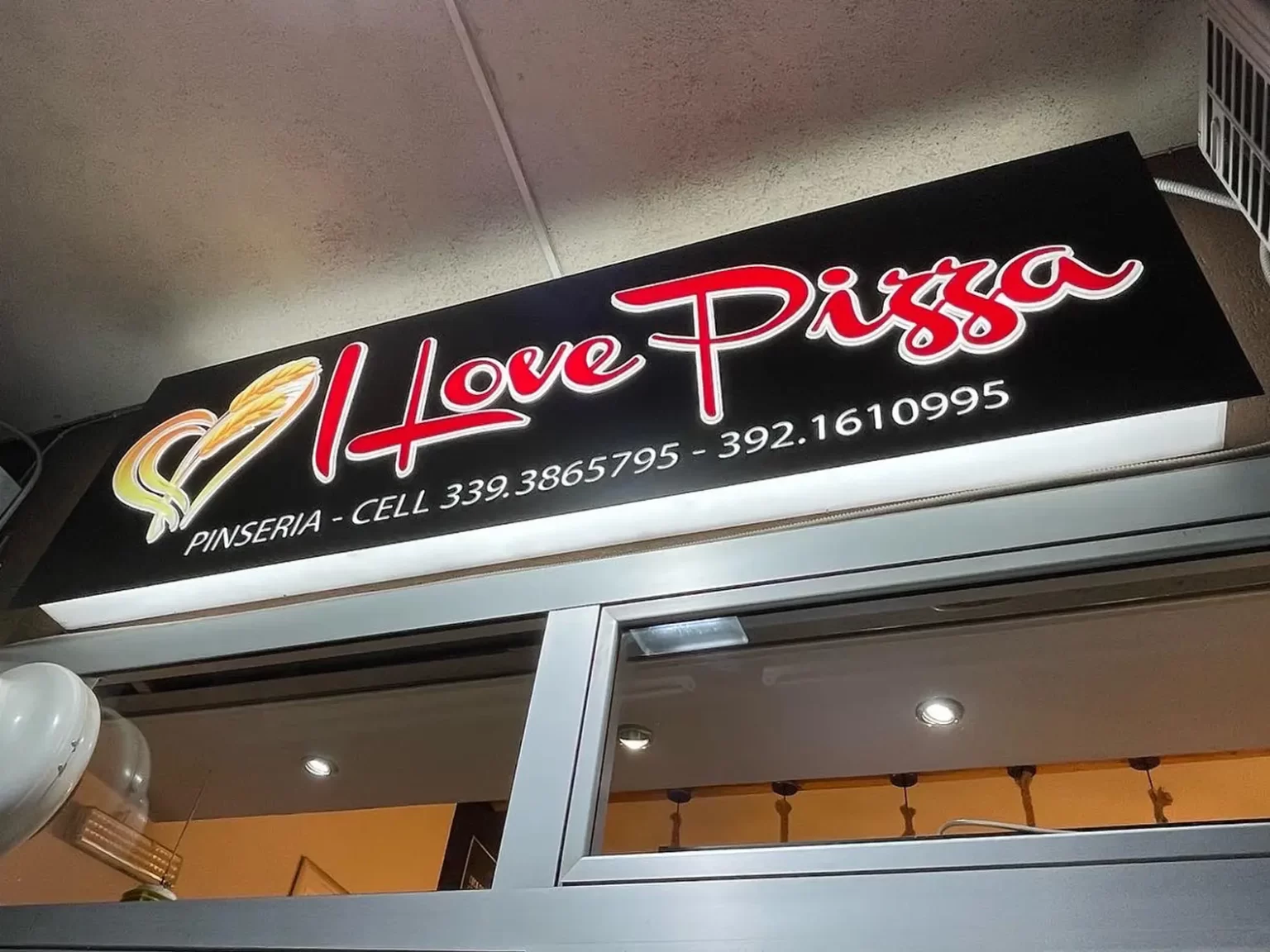 Insegne negozi a led